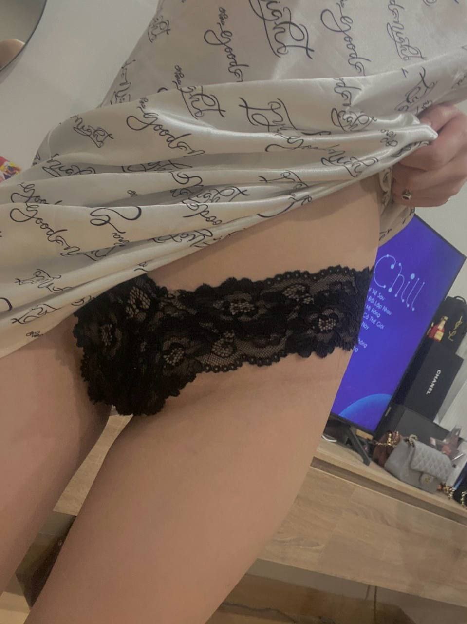 Sex hậu môn con đĩ nhỏ